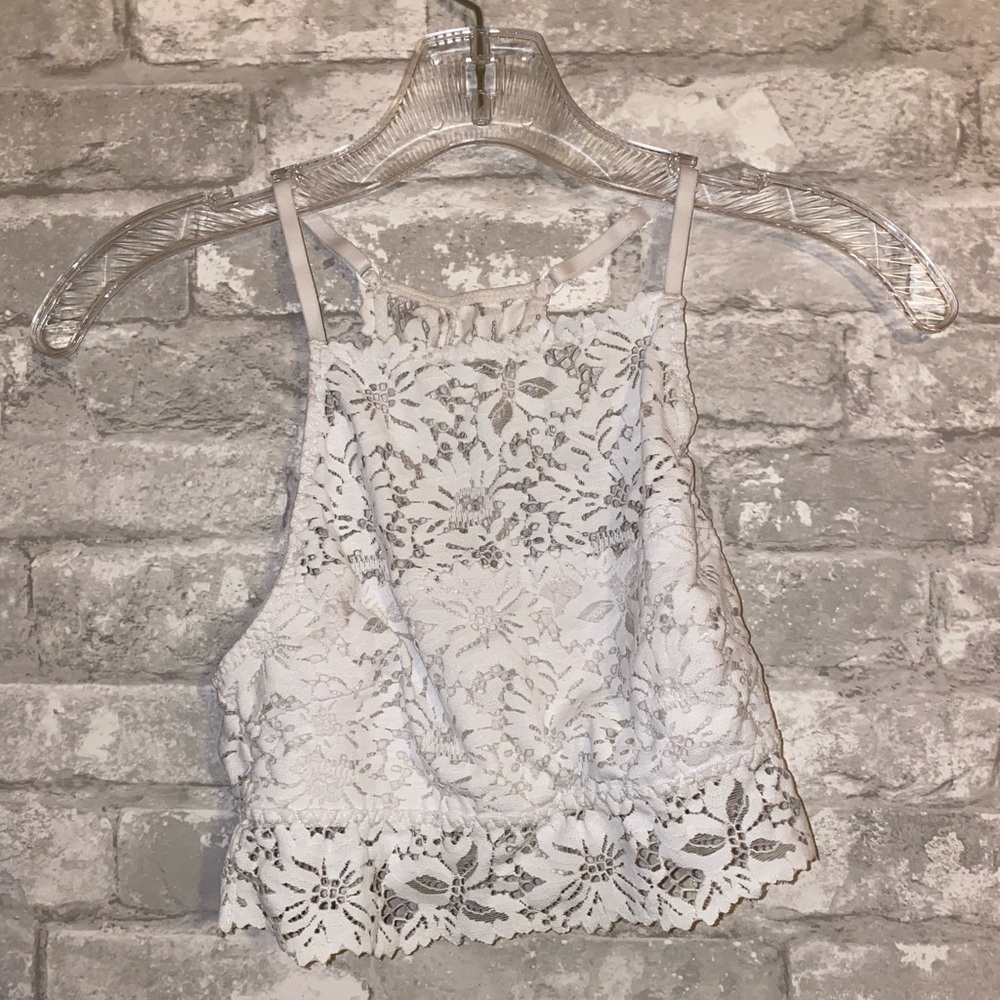 WHITE AERIE LACE BRALETTE